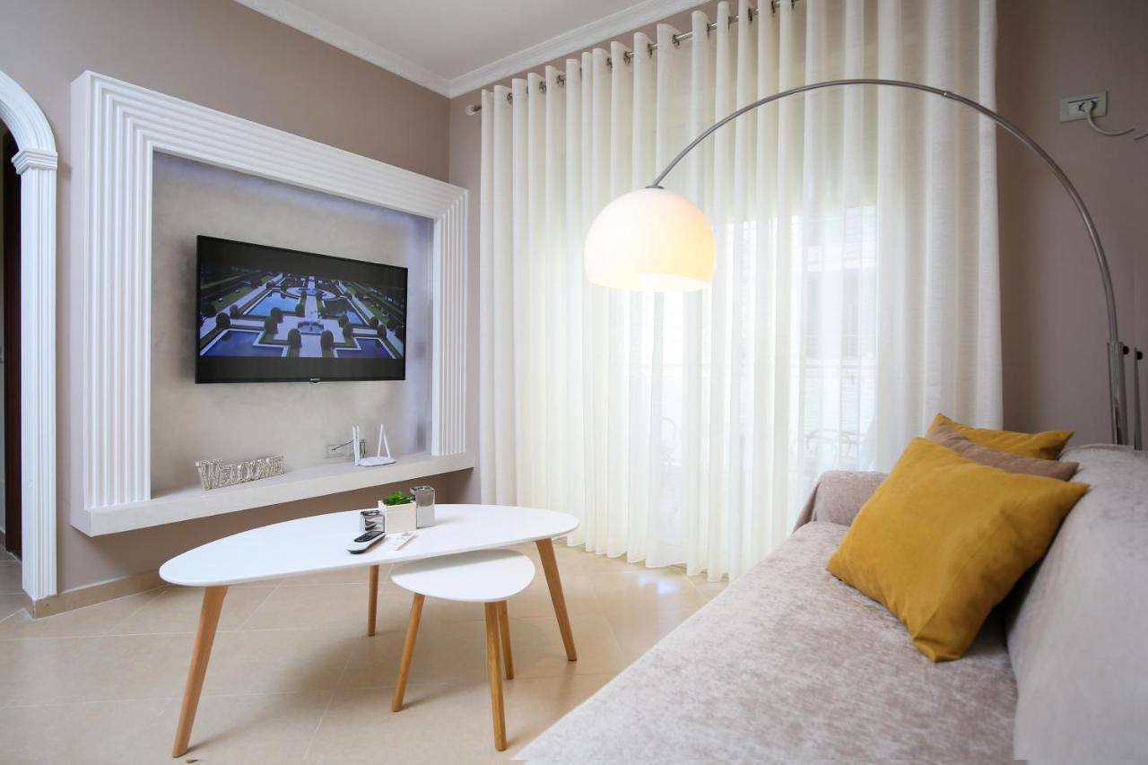Tafa Deluxe Apartment Vlorë Екстериор снимка