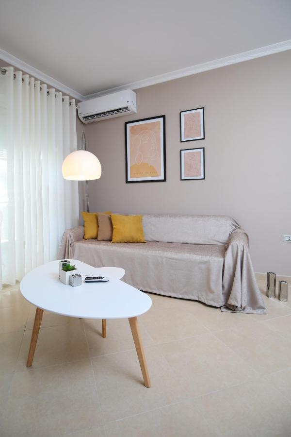 Tafa Deluxe Apartment Vlorë Екстериор снимка